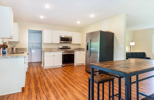 Kapoho House | Single-level, dog-friendly home with a full kitchen, washer/dryer, patio