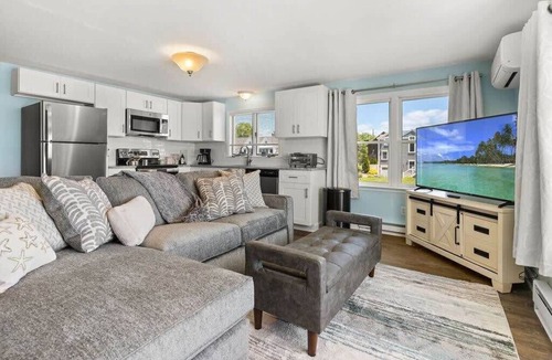 Rye Apartment | Snug Seaside | Views From Couch | Walk to Beach