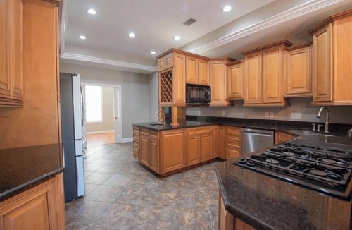 Kingsland House | Spacious 1BR Retreat, Private Pool, and Near Kings Bay Base