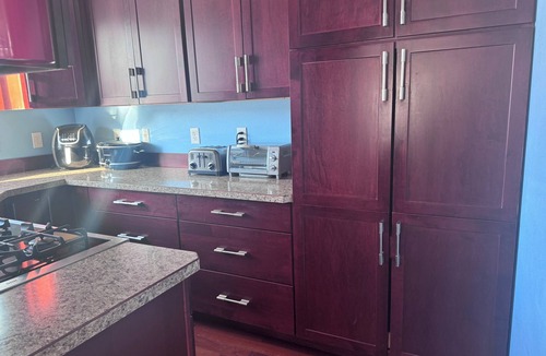 Diamond Ridge House | Spacious 6-bedroom+ Studio Apartment with 12+ Guests-Dog friendly in Homer Hills