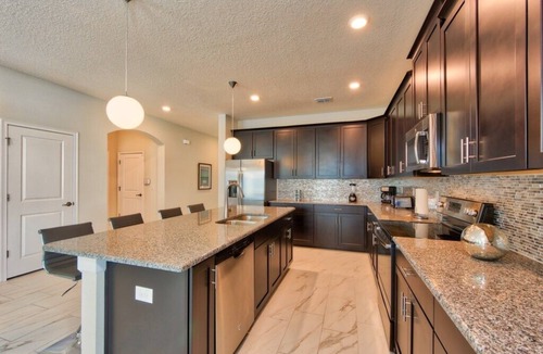 Davenport Villa | Spacious 6-Beds 5-Bath Home with Private Pool & Resort Amenities – Sleeps 12!