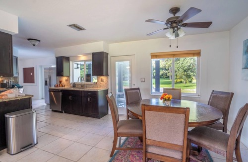 Southwest Ranches Villa | Spacious 7-bedroom house in delightful Southwest Ranches with AC