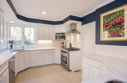 Chapel Hill House | Spacious House Walkable to UNC