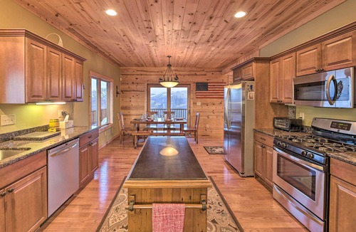 Mace House | Spacious Slaty Fork Home ~ 12 Mi to Snowshoe