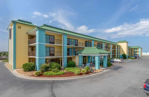 Kill Devil Hills Hotel | Spark by Hilton Outer Banks Kill Devil Hills