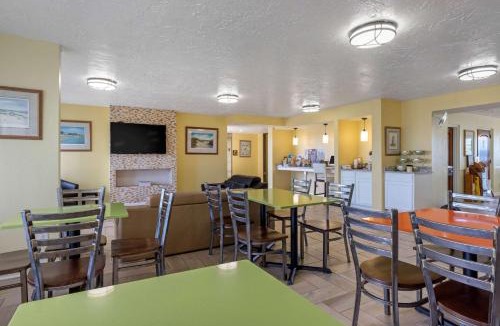 Kill Devil Hills Hotel | Spark by Hilton Outer Banks Kill Devil Hills