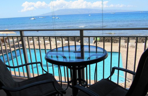 Historic Lahaina Front Street Condo | Spectacular View 1 Bedroom Condo on the ocean, Lahaina, Maui: Direct from Owner