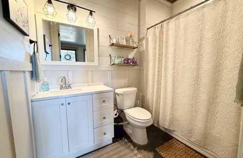 Spring Branch House | Spring Break | Hot Tub, Pool, Farm Stay