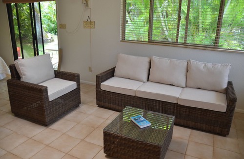 Kailua House | Steps to the Beach Guesthouse