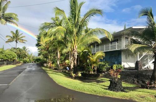 Keaau House | Stunning Ocean Views - Whale House Hawaii