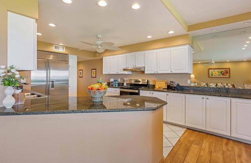 Historic Lahaina Front Street House | Summer Special Rates! Oceanfront 4BR Puamana 9-2