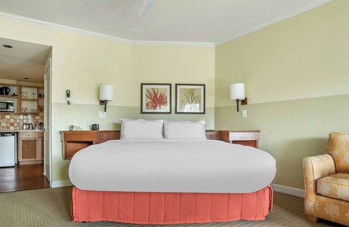 Sandestin Hotel | Sun-Drenched Studio w/Bay Views & Kitchenette: On-site Fitness Center & Pool