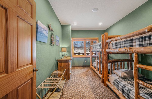Petoskey Cabin | The Lodge | Private Heated Indoor Pool and Hot Tub