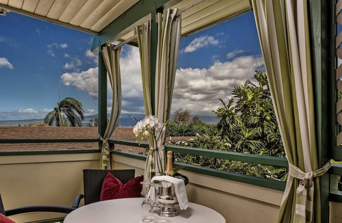 Wailuku Bed & Breakfast | The Old Wailuku Inn at Ulupono