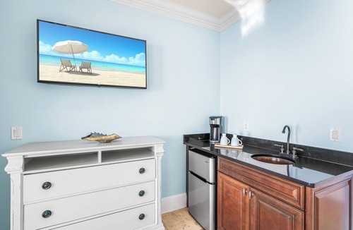 Delos House | Third Day*2Pools*Elevator*Loaded*Beach Service*