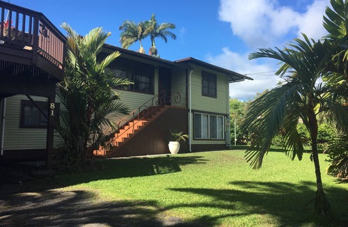 Hilo House | Traditional Hawai'i home near Hilo town - solar powered!