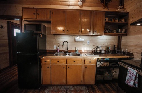 Diamond Ridge Cabin | Tranquil Alaskan Cabin with Expansive Views 12 mins from Homer, Alaska