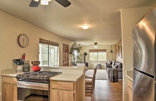Ohia Estates House | Tropical Volcano Bungalow < 4 Mi to Nat'l Park!
