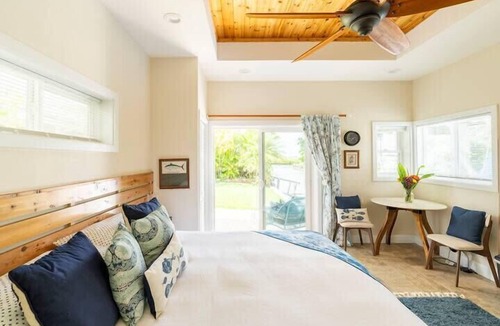 Kaneohe Cottage | Unique Boathouse on the Bay
