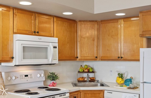 Kahana Condo | VI 507 Maui Studio Retreat – Enjoy Panoramic Lanai Views Near Beaches, Shopping & Restaurants