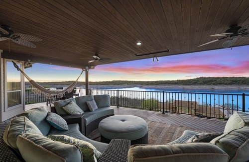 Highland Lake Estates House | Waterfront, Dock, Pickleball court,Game Cave/Bar~Pavilion~Balcony, sleeps 15