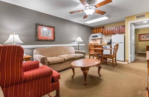 Williamsburg Resort | Williamsburg Escape with Spacious 1BR Resort Retreat Near Colonial Sites