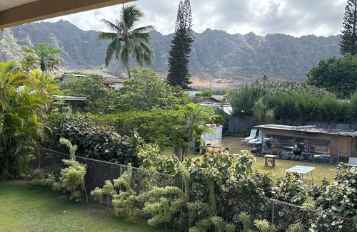 Waimanalo House | Wonderful executive home steps from a gorgeous beachn30 night stay required!