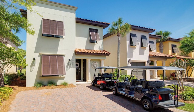 Beach Villa on Golf Course - Two Golf Carts, Near Beach, Pool, Baytowne Wharf