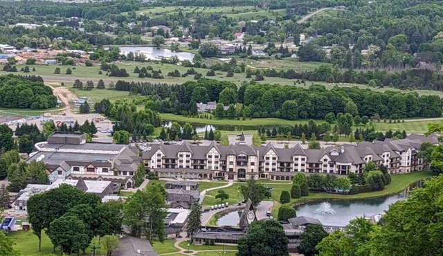 Boyne Falls | Ski & Pool Access | Mountain Adventure Stay