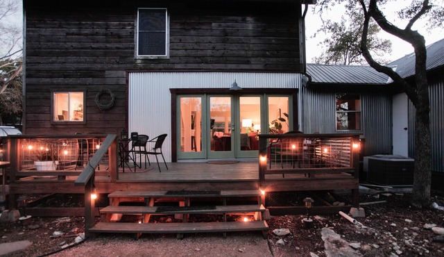 Cajun Moon Ranch - 4 bedrooms, hot tub, nature trails
