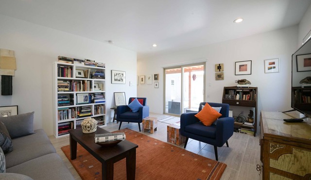 Casa Vitalia - Private Patio Escape Near Downtown