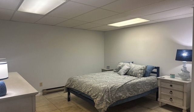 Charming 1-bedroom Studio in wonderful Northwest Hickory!