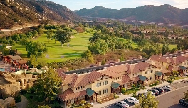 Christmas Welk San Diego California 2 bedroom Lock Off