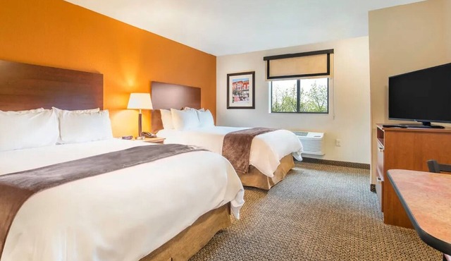 Comfortable Room w/Full Kitchen Near Six Flags