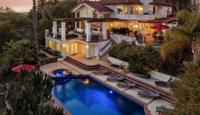Compound: 2 Pools, Horses, Sports, Sleeps 50 Inquire To Bob For Special Pricing