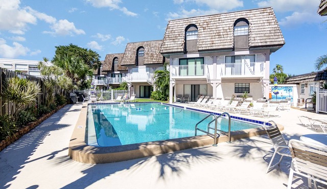 Direct Oceanfront Next to Cocoa Beach Pier, Heated Pool