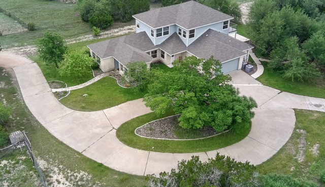 Dripping Springs Hill Country Retreat - Stunning Views + Game Room on 5 acres!