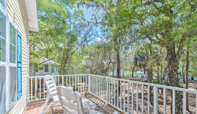 Elevated Home w/ Fire Pit + Dock on Suwannee River