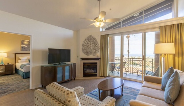 End of Summer Getaway! 2BR Ocean View Resort Carlsbad CA. walk to LEGOLAND!