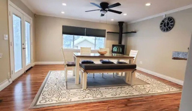 Enough space for the whole family near hiking trails and mountains. in Eagle River