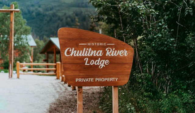 Entire Property Historic Chulitna River Lodge