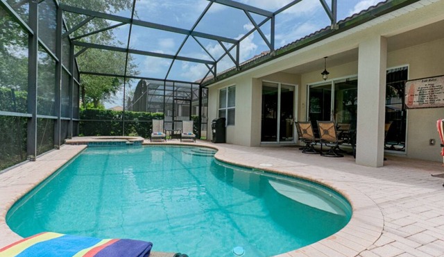 Family friendly 4 bedroom 4 bathroom Pool Home, Windsor Hills - Disney 5 miles