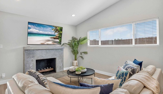 Fire Pit & Canyon Views | 10 Min to La Jolla Beach