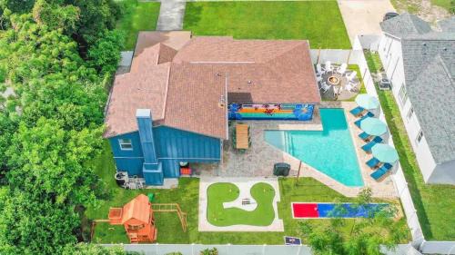 Heated Pool Fire Pit BBQ Mini Golf Bowling