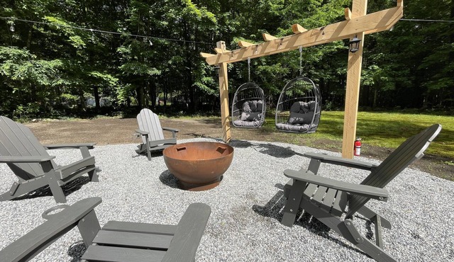 HOT TUB & FIRE PIT White Mountains near North Conway