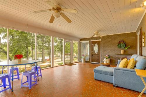 Lake + Dock Access: Peaceful Retreat in Duluth