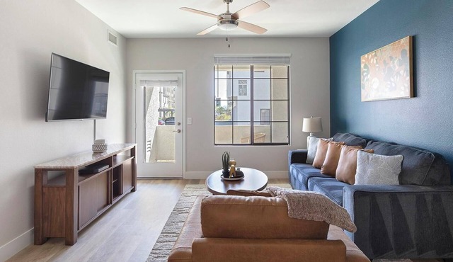 Landing | Incredible 2BD, Gym, Clubhouse