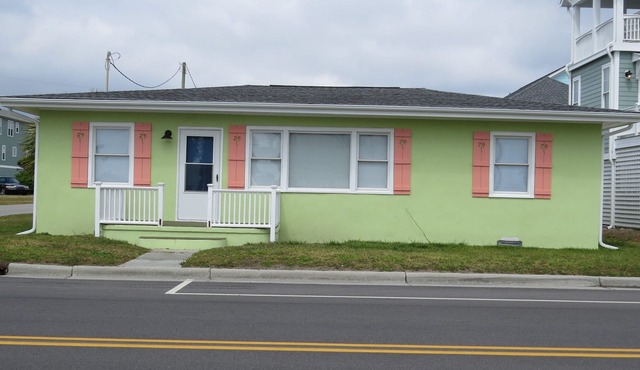LOCATION, LOCATION, LOCATION! Ocean View Cottage Across from Beach Access