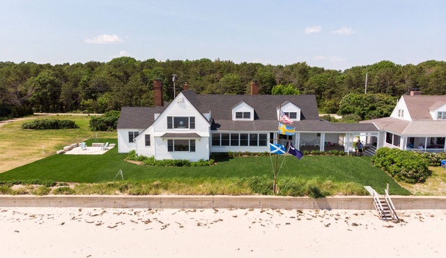 Luxury Oceanfront 5 Bedroom 3.5 Bathroom Private Parsons Beachfront Paradise