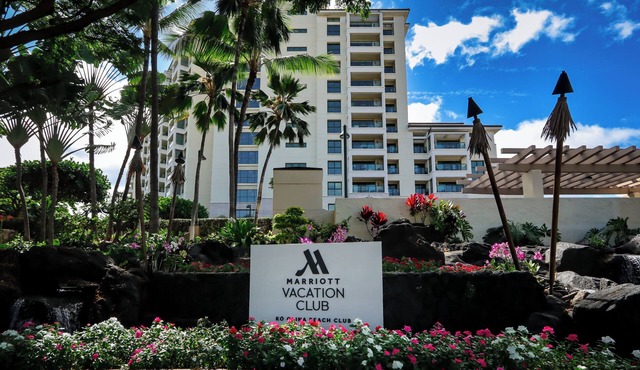 Marriott's Ko Olina Beach Ocean View one bedroom, full kitchen, resort access